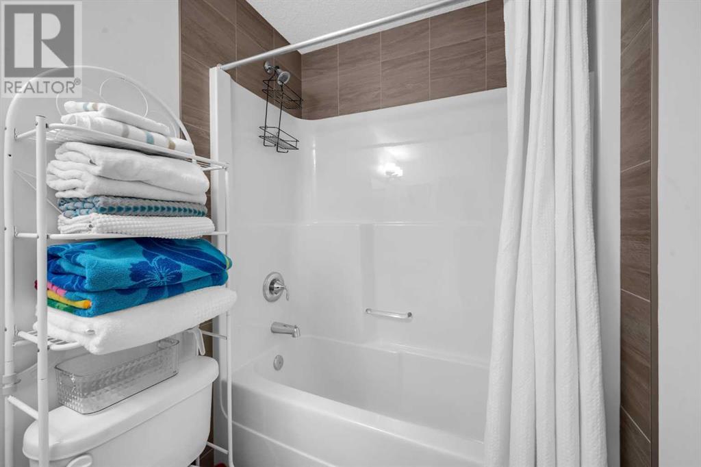 220 Savanna Road Ne, Calgary, Alberta  T3J 0V9 - Photo 25 - A2202104