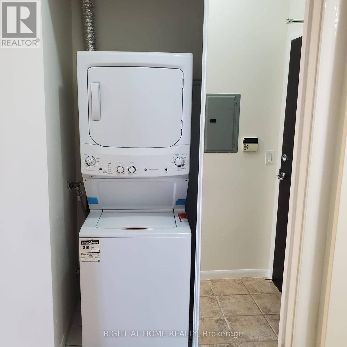 115 - 231 Fort York Boulevard, Toronto, Ontario  M5V 1B2 - Photo 8 - C12068070