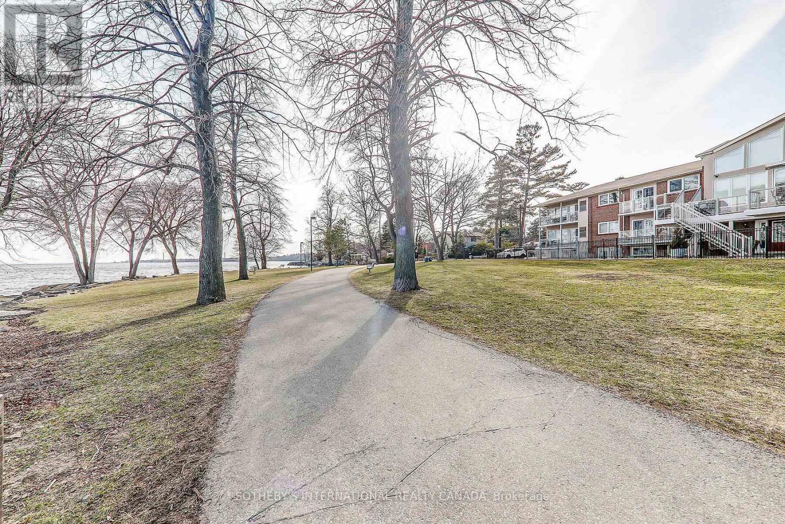 3 - 75 Maple Avenue S, Mississauga, Ontario  L5H 2R7 - Photo 18 - W12111497
