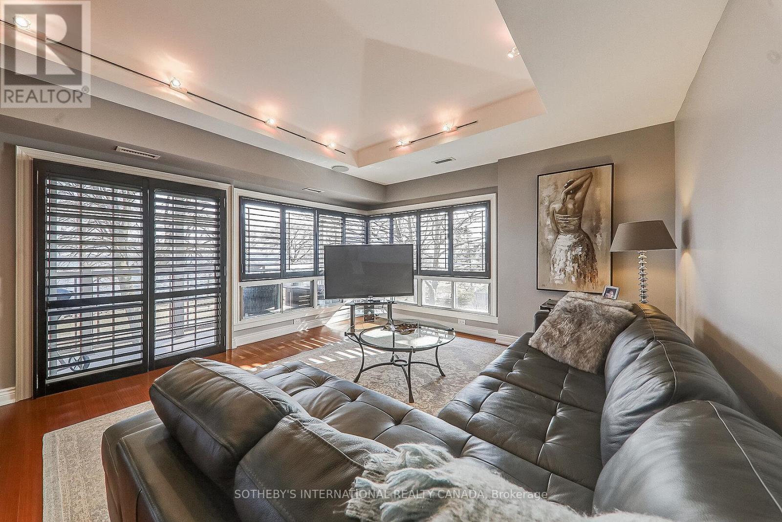 Property at 3 - 75 MAPLE AVENUE S image 5