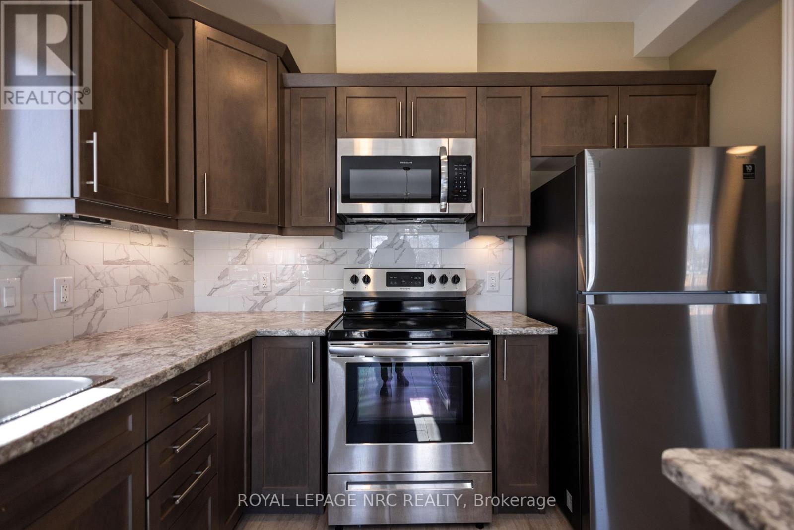 Property at 12 BERKSHIRE DRIVE image 5