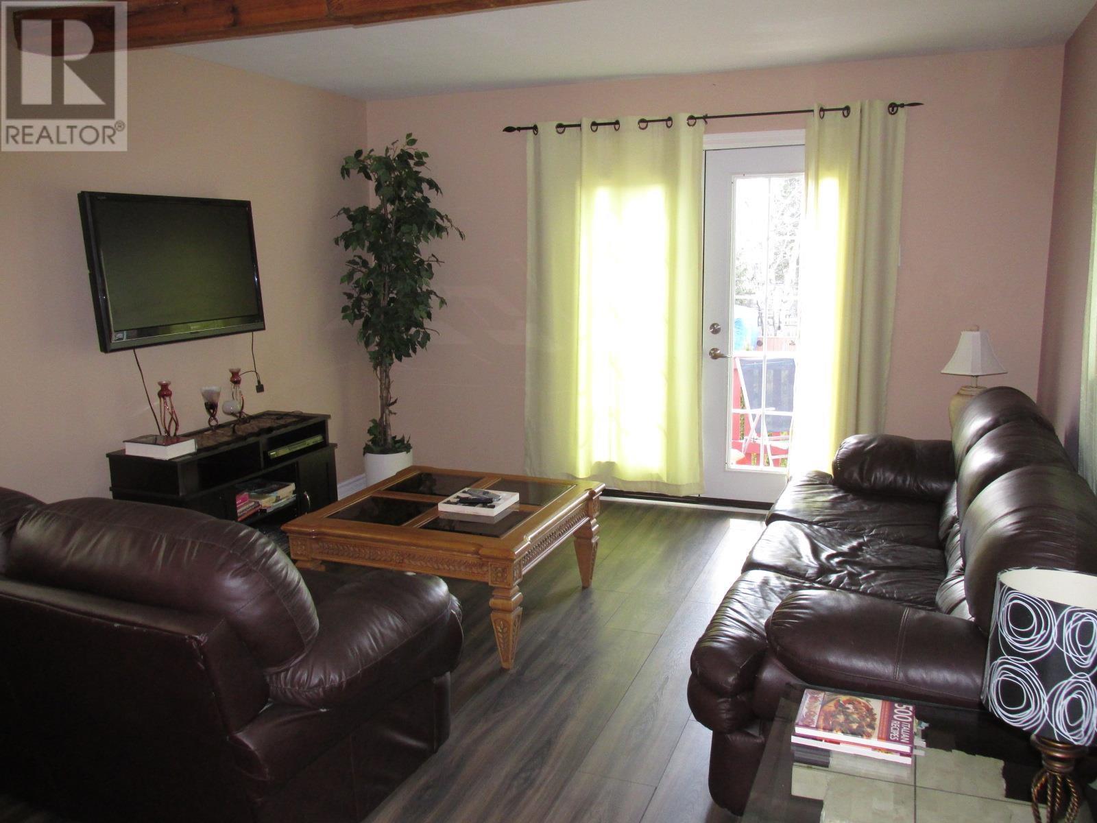 3 Hart Rd, Elliot Lake, Ontario  P5A 2M8 - Photo 7 - SM250870