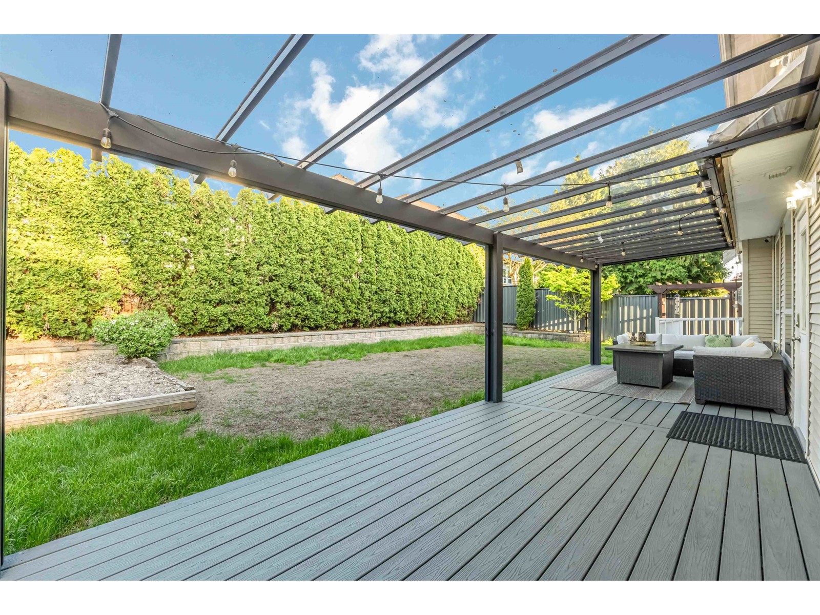 Property at 6666 183 STREET image 4