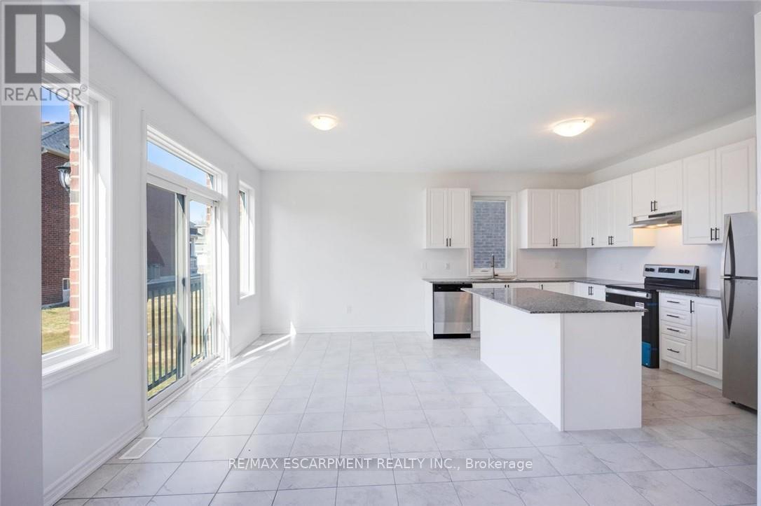4 Corbett Street, Southgate, Ontario  N0C 1B0 - Photo 12 - X12111513
