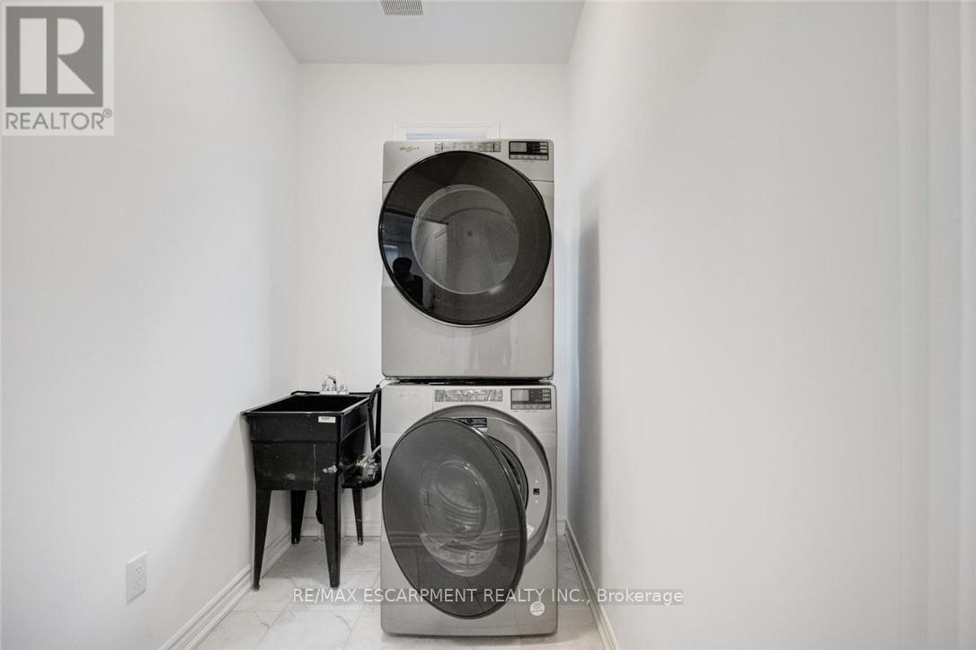 4 Corbett Street, Southgate, Ontario  N0C 1B0 - Photo 25 - X12111513
