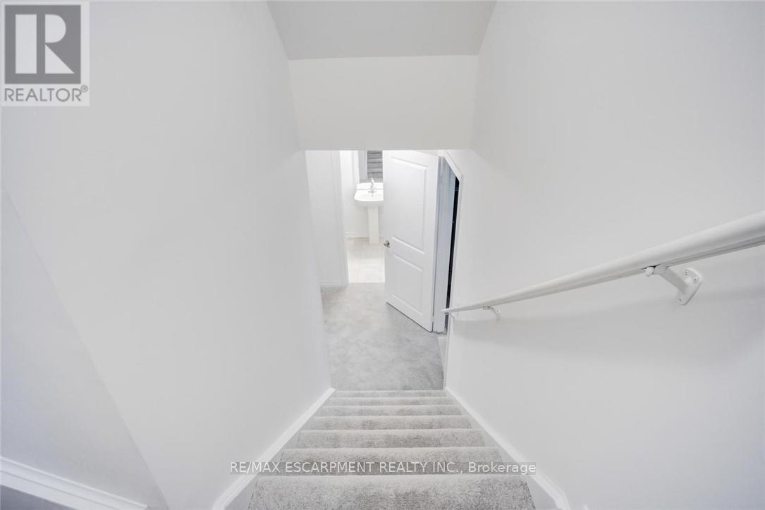 4 Corbett Street, Southgate, Ontario  N0C 1B0 - Photo 27 - X12111513