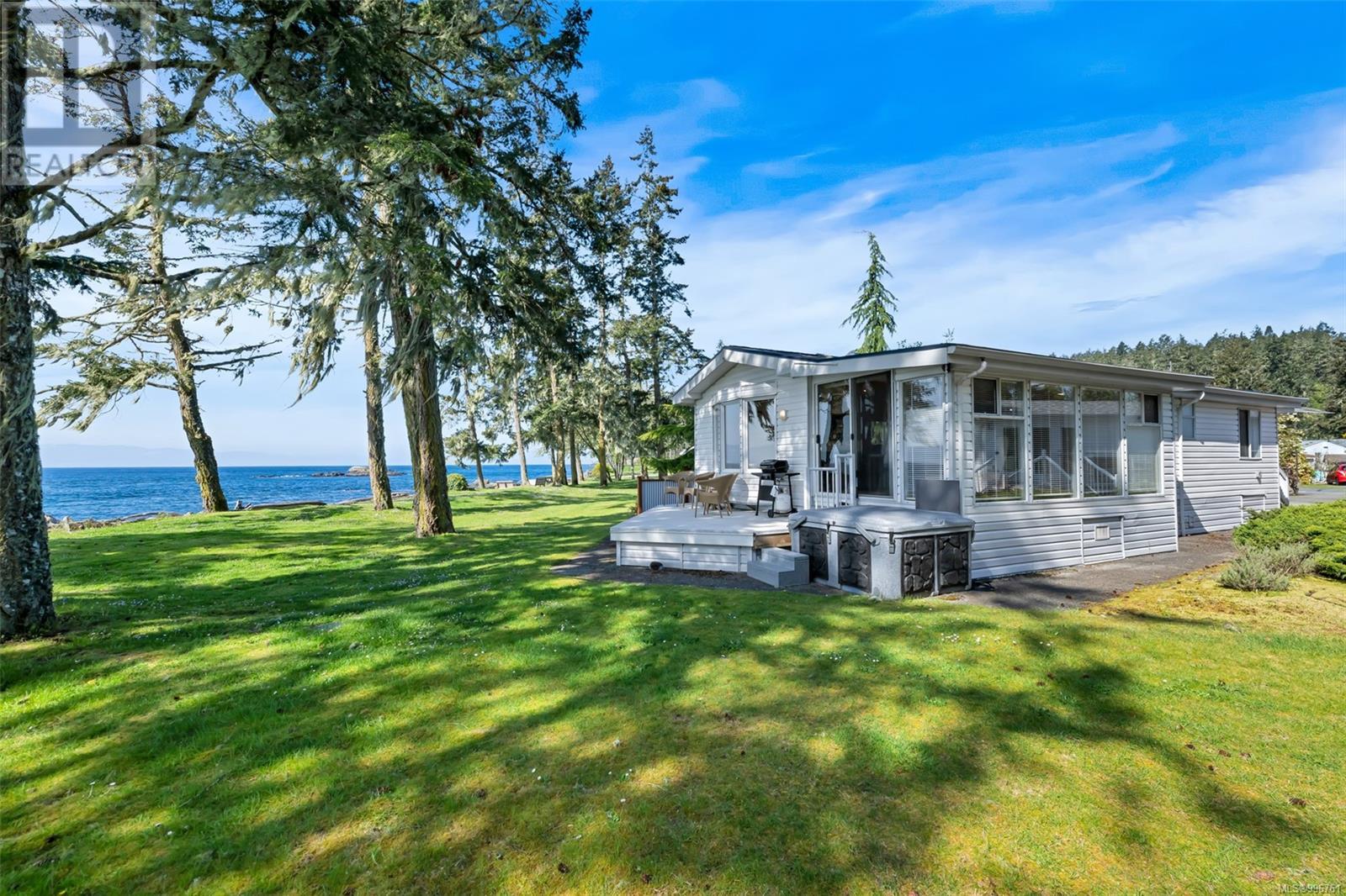 23 7871 West Coast Rd, Sooke, British Columbia  V9Z 0R6 - Photo 1 - 996761