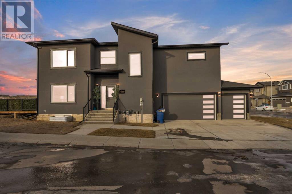 Property at 97 Baysprings Gardens SW image 1