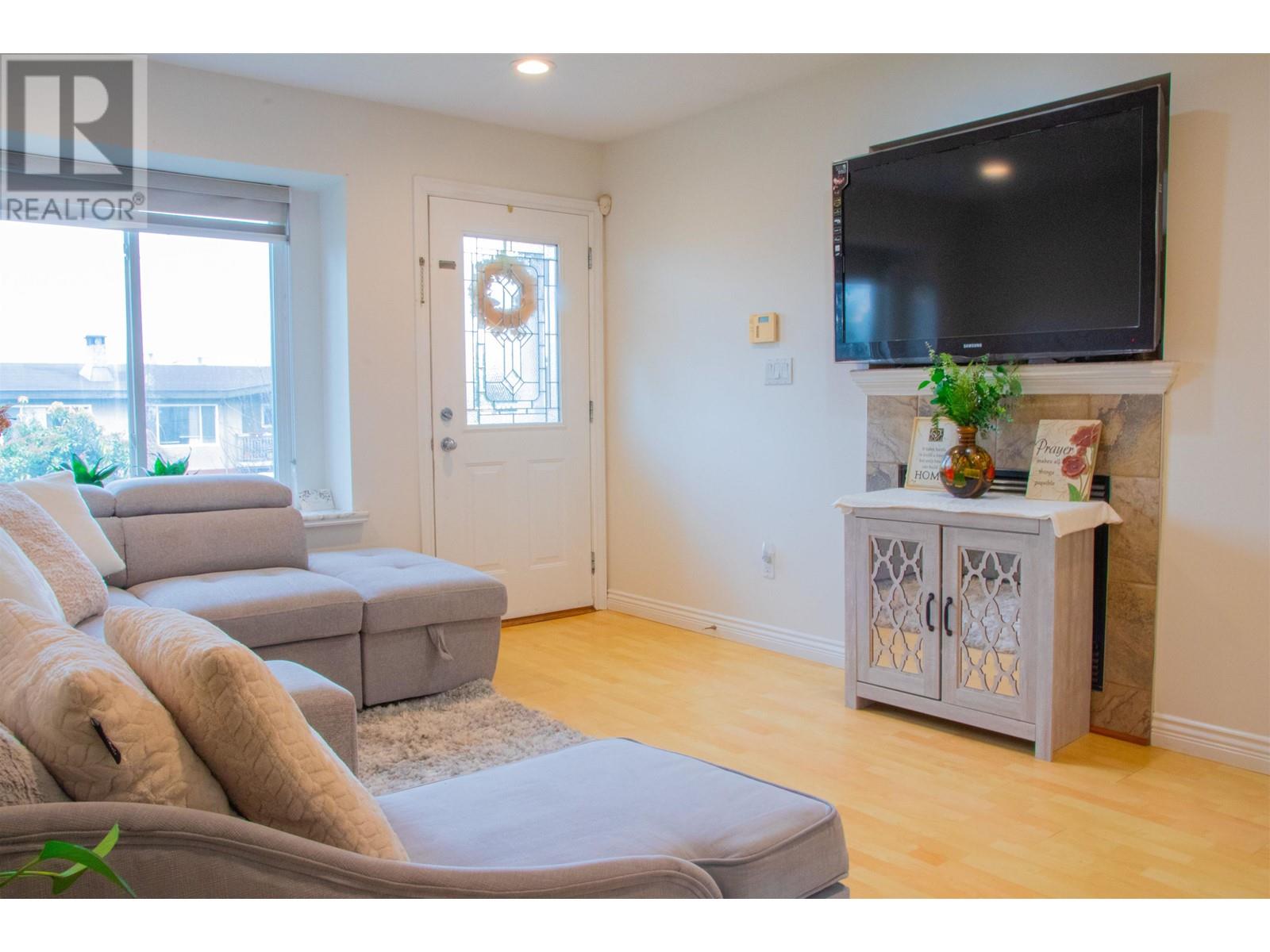 Property at 5422 NORFOLK STREET image 2