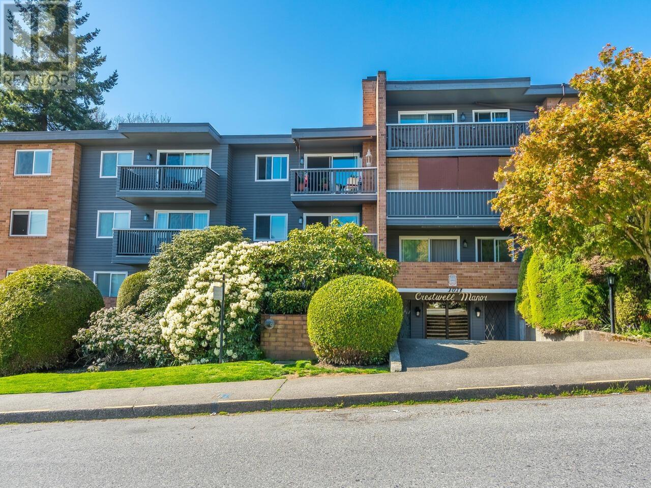 206 1011 Fourth Avenue, New Westminster, British Columbia  V3M 1T3 - Photo 1 - R2996089