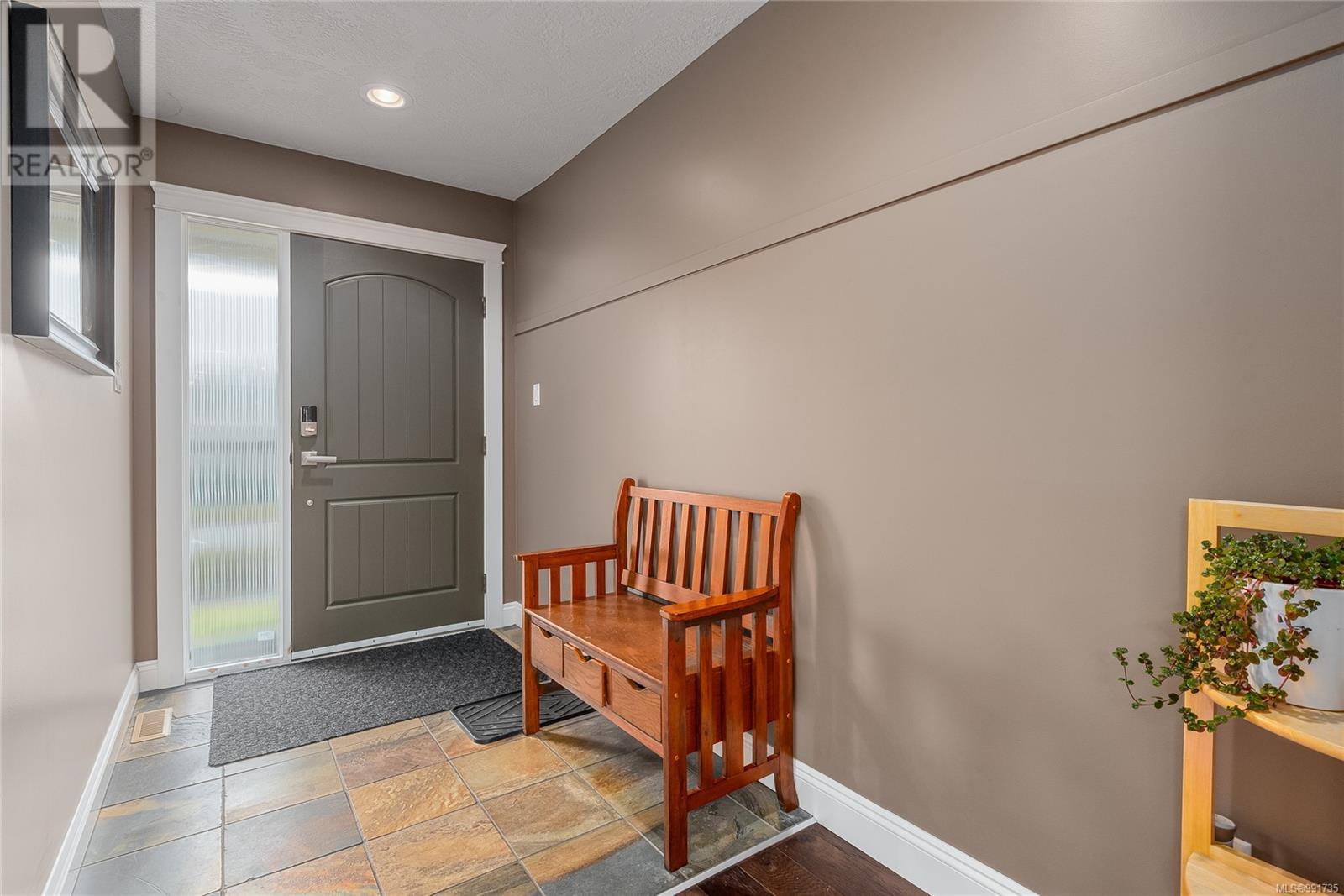 2457 Canuck Pl, Comox, British Columbia  V9M 0A2 - Photo 31 - 991735
