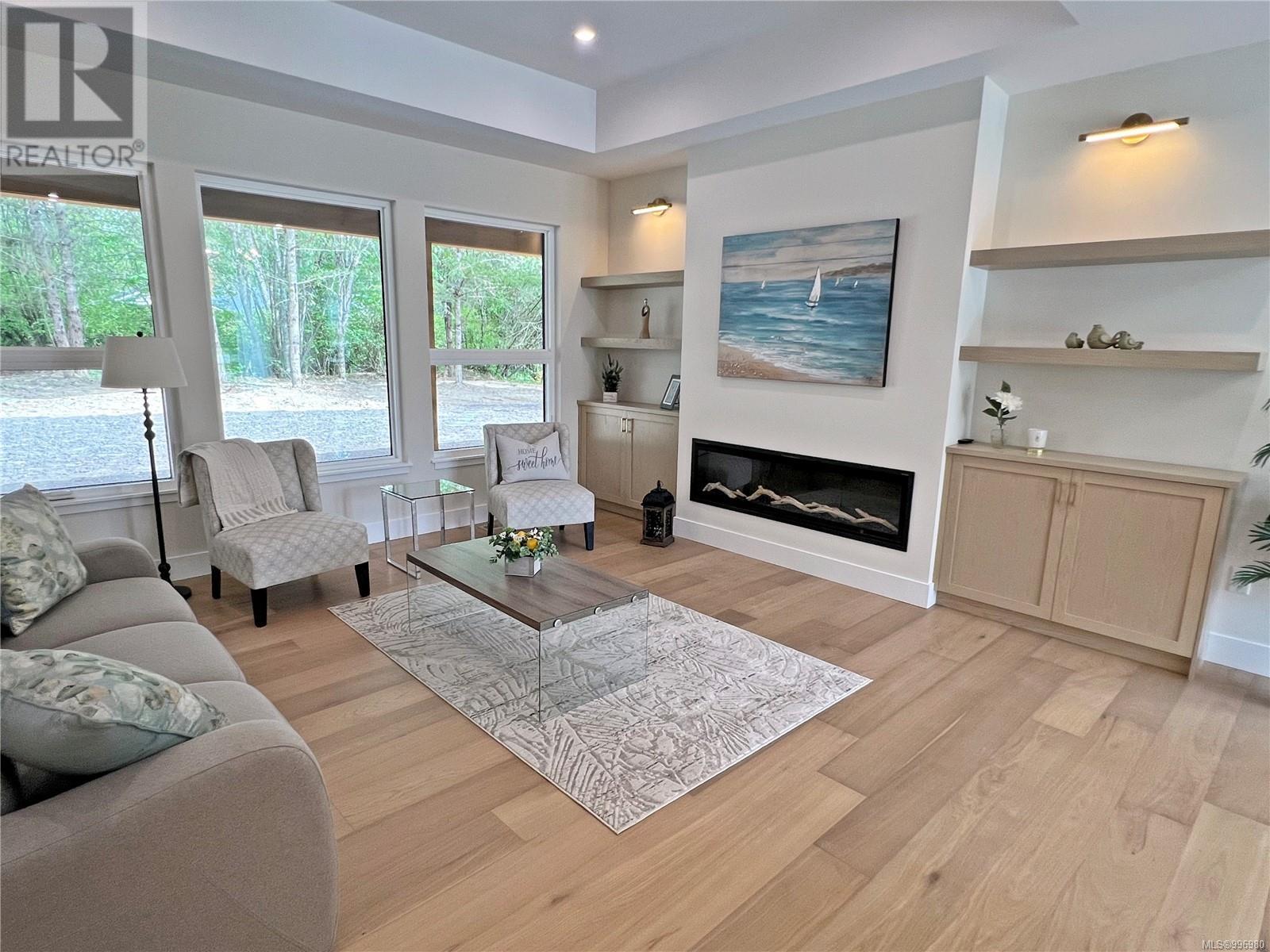 Property at 1936 Woobank Rd image 4