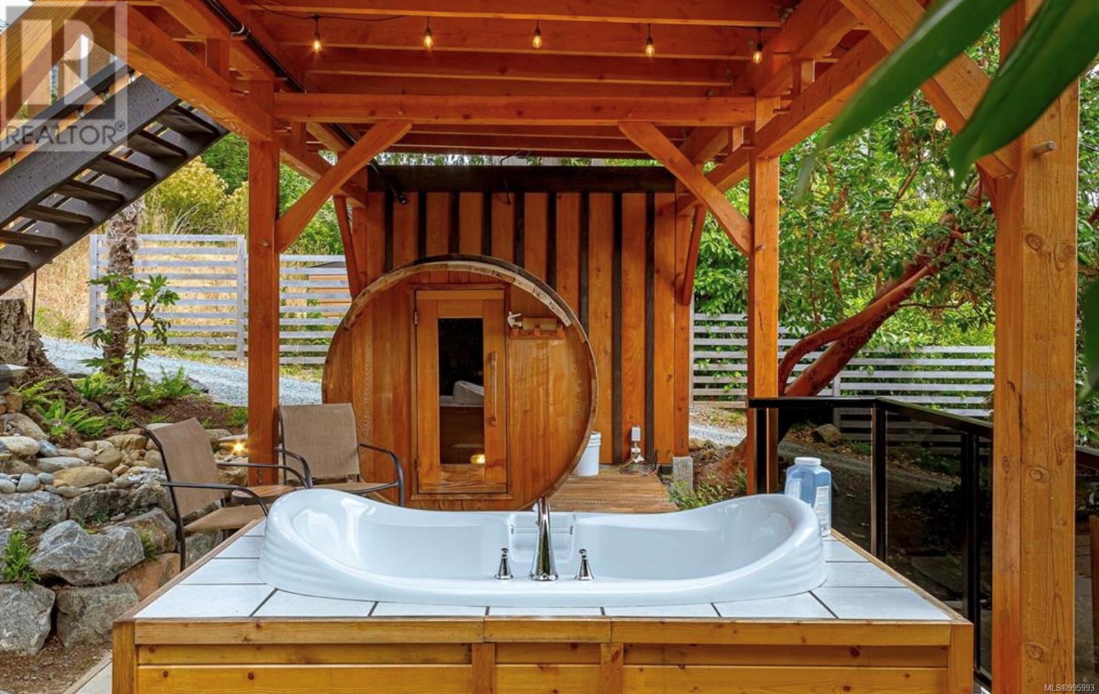 7124 Grant Rd W, sooke, British Columbia V9Z0N6