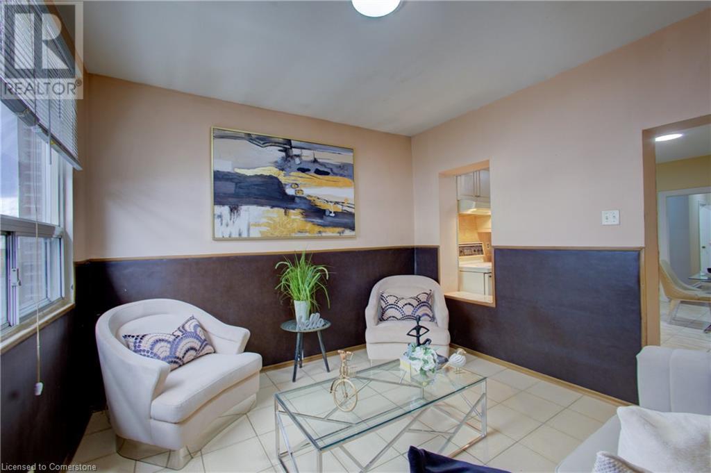 82 Uxbridge Avenue, Toronto, Ontario  M6N 2Y2 - Photo 14 - 40722881