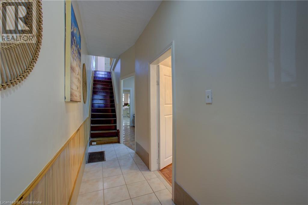 82 Uxbridge Avenue, Toronto, Ontario  M6N 2Y2 - Photo 7 - 40722881