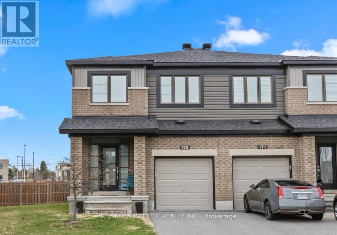 169 Bandelier Way, Stittsville, Ottawa by Laura Keller Real Estate Team 169 Bandelier Way, Stittsville, Ottawa