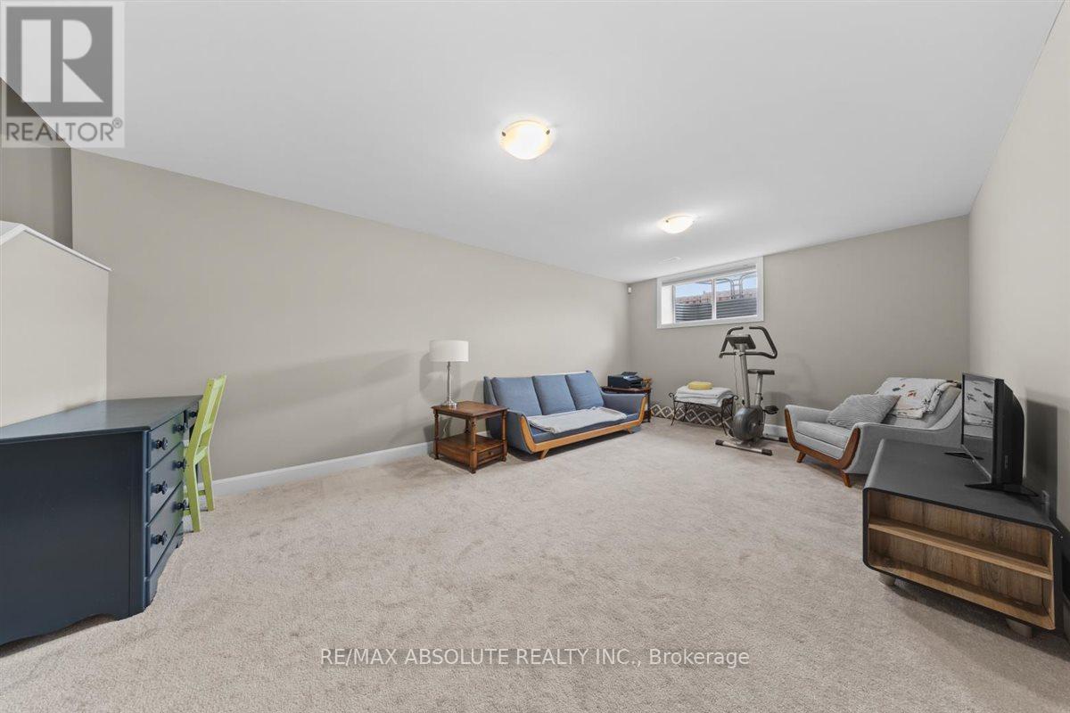 169 Bandelier Way, Ottawa, Ontario  K2S 2J5 - Photo 24 - X12111572