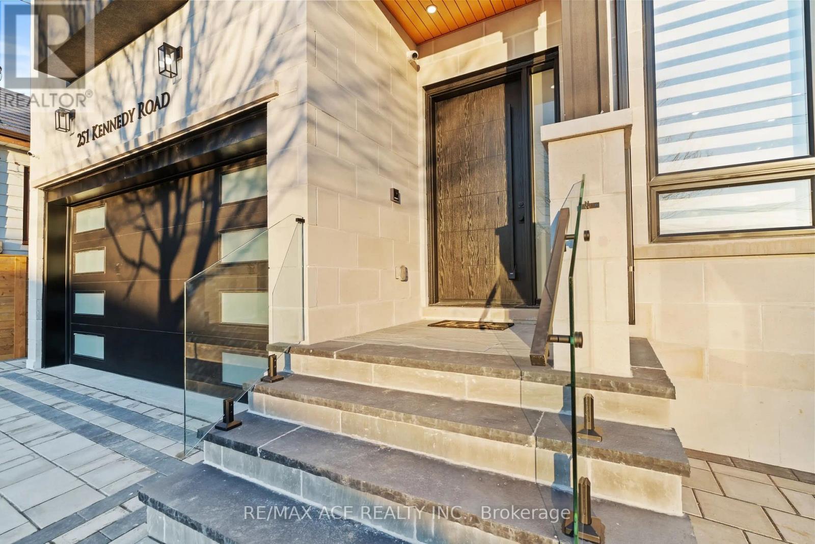 Property at 251 KENNEDY ROAD image 3