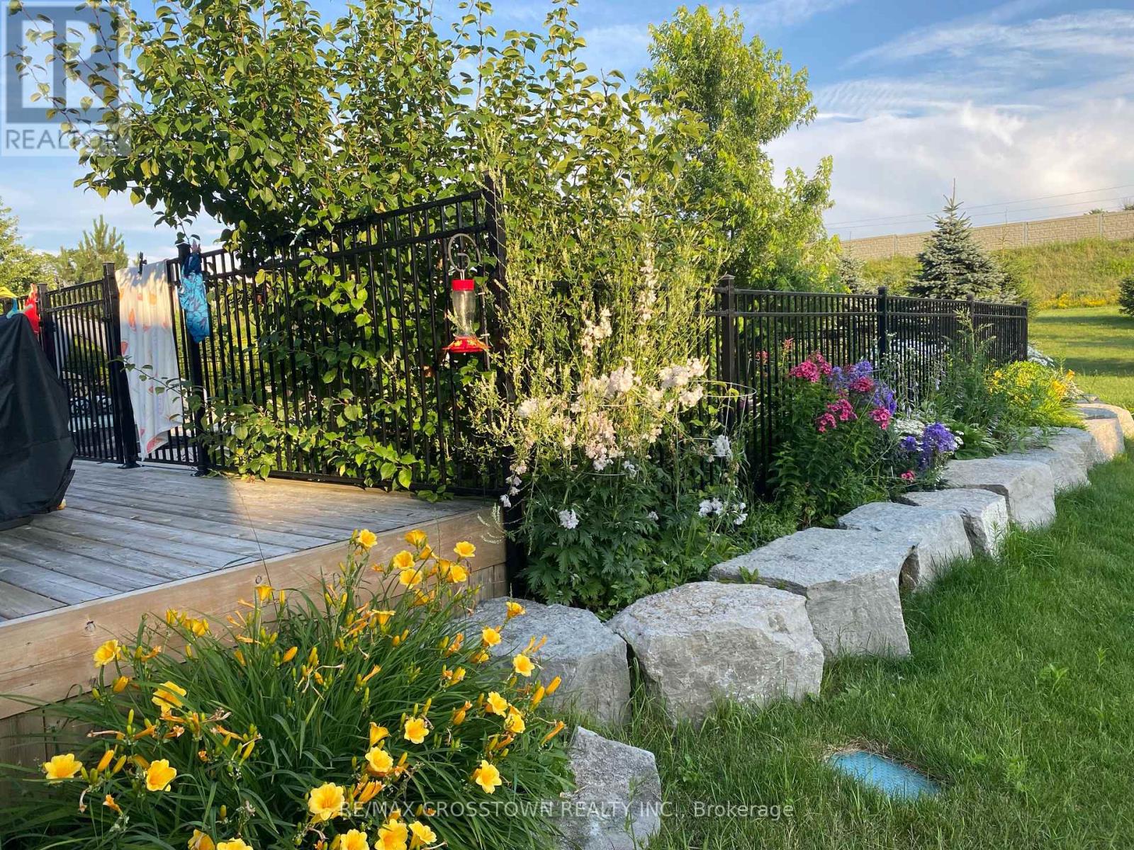 25 Mennill Drive, Springwater (Snow Valley), Ontario  L0L 1Y3 - Photo 43 - S12111575