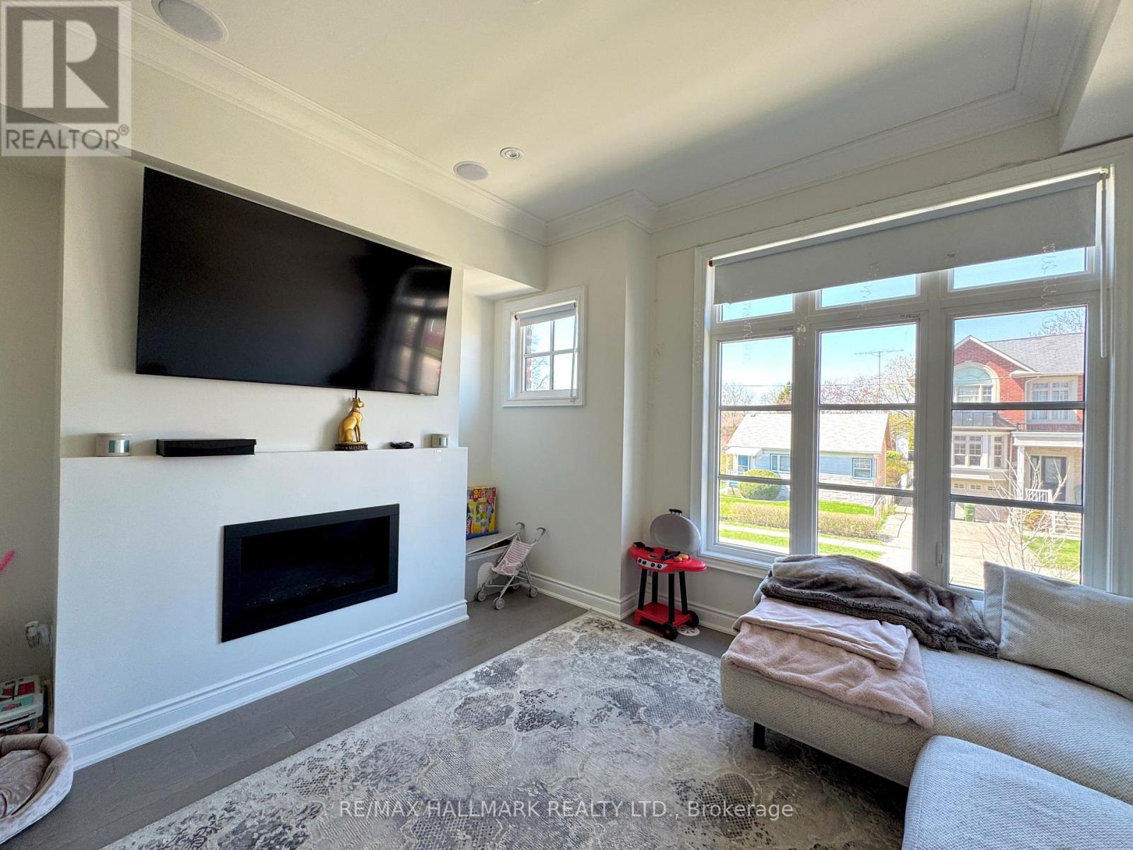 55 Twenty Ninth Street, Toronto, Ontario  M8W 1S1 - Photo 11 - W12111565