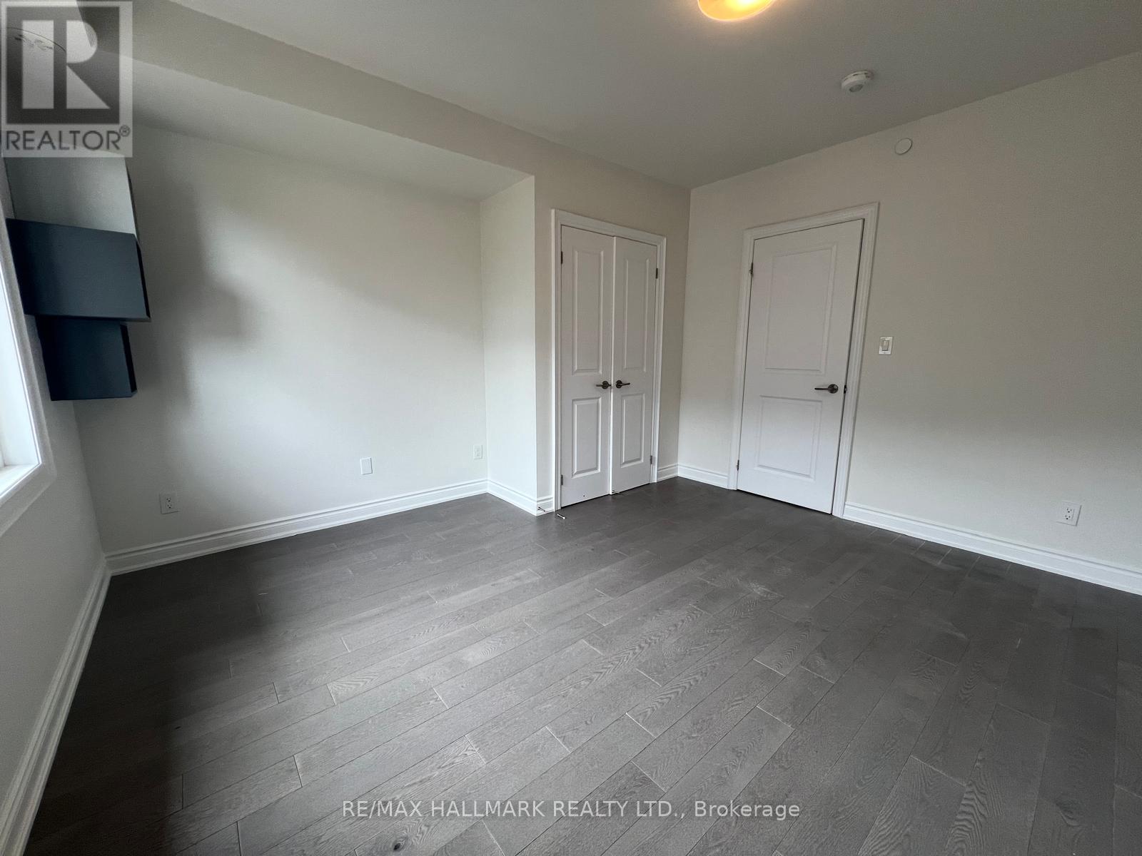 55 Twenty Ninth Street, Toronto, Ontario  M8W 1S1 - Photo 25 - W12111565