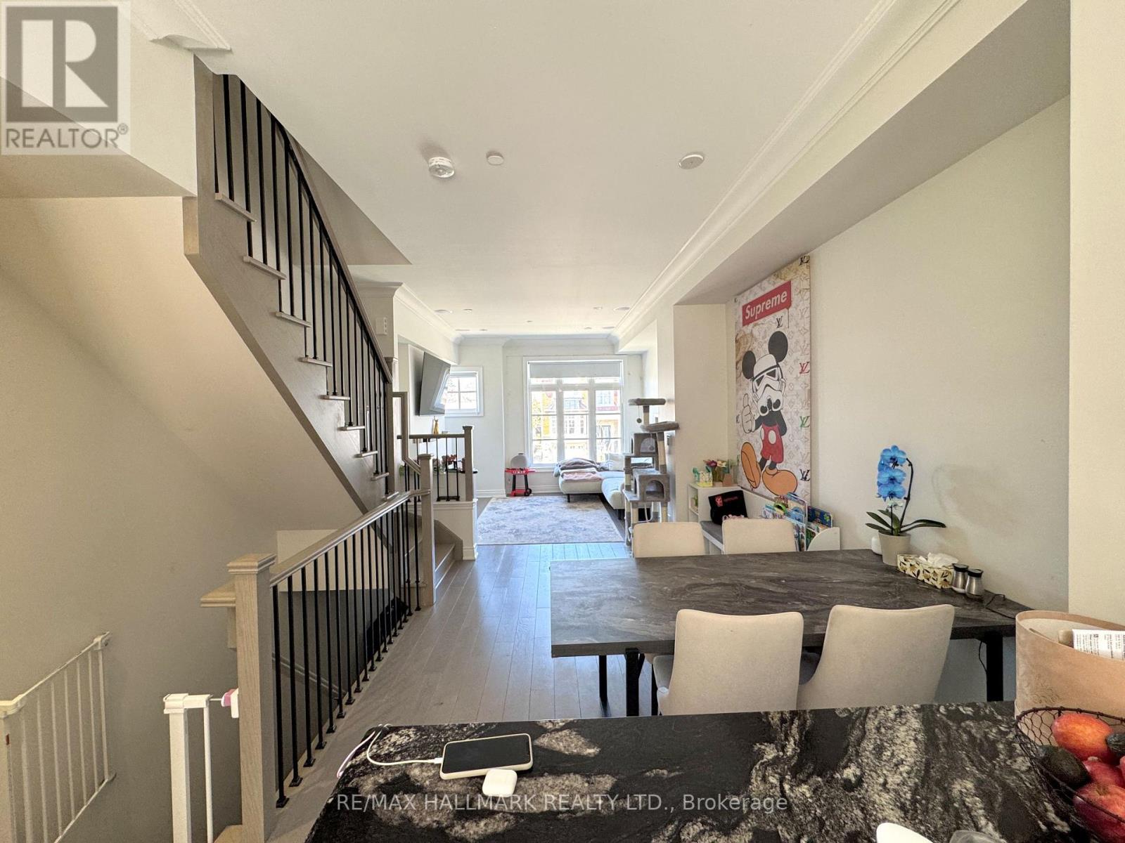 55 Twenty Ninth Street, Toronto, Ontario  M8W 1S1 - Photo 6 - W12111565