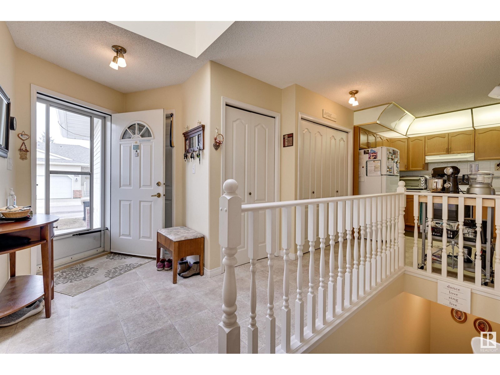 Property at 1013 YOUVILLE DR W NW image 2
