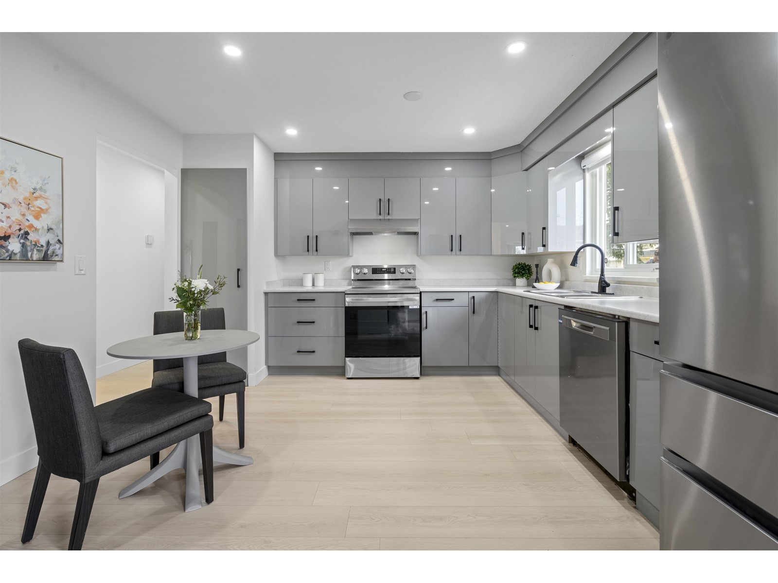 6035 170b Street, Surrey, British Columbia  V3S 6A6 - Photo 4 - R2995953