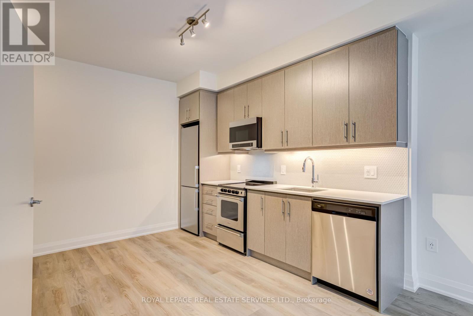 1211 - 212 King William Street, Hamilton, Ontario  L8R 0A7 - Photo 7 - X12111585