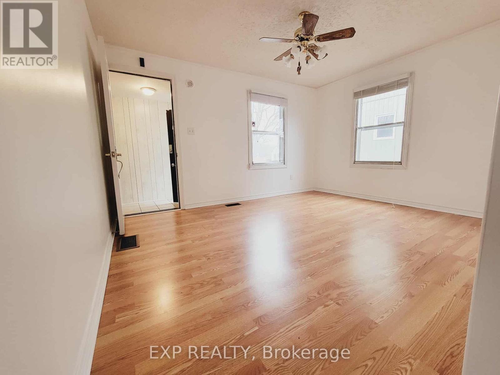149 Crerar Avenue, Ottawa, Ontario  K1Z 7P4 - Photo 8 - X12107668