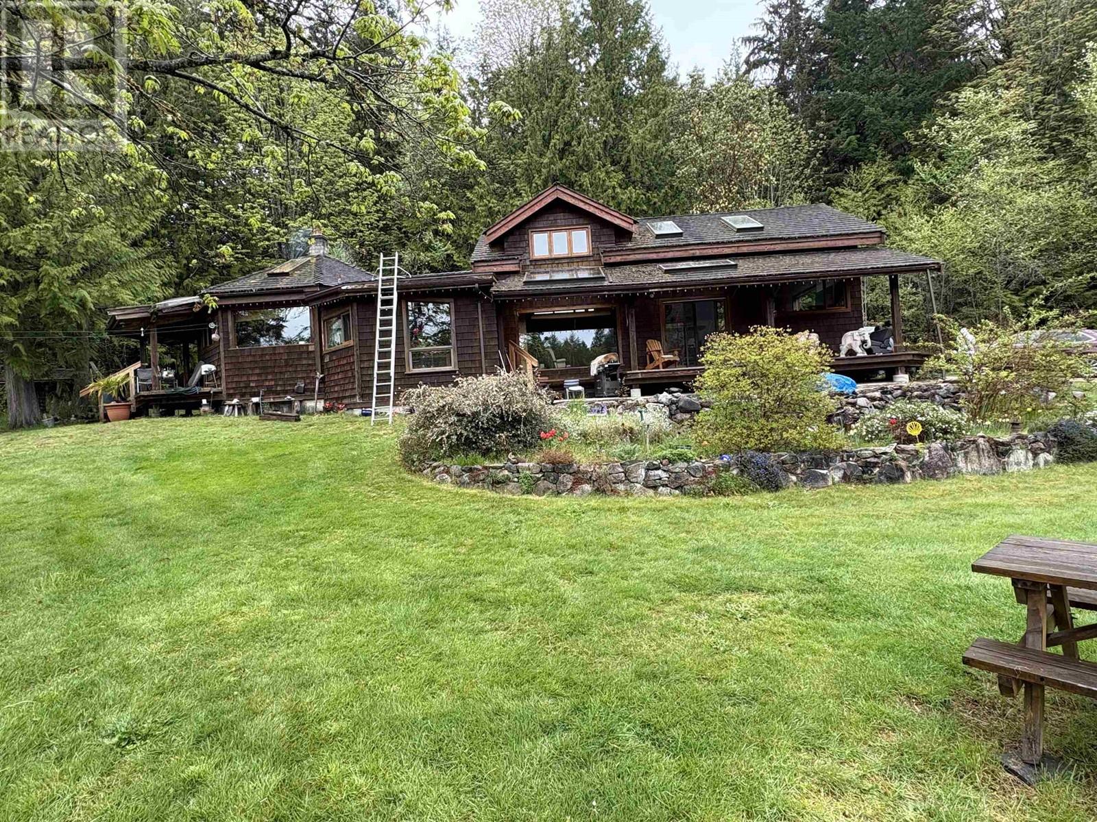 Property at 5768 SUTHERLAND ROAD image 1