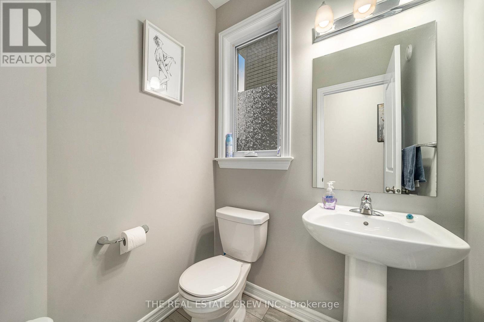 699 Sora Way, Ottawa, Ontario  K1T 0R3 - Photo 12 - X12111602