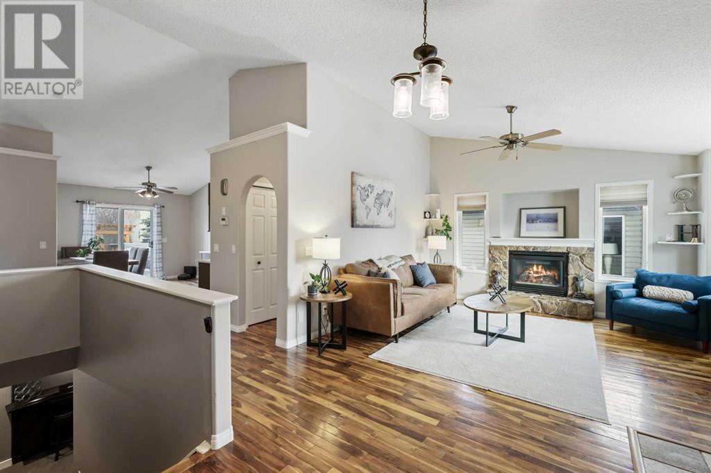 204 Lakeview Shores, Chestermere, Alberta  T1X 1H6 - Photo 4 - A2196549