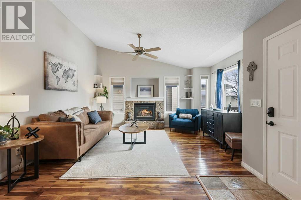 Property at 204 Lakeview Shores image 5
