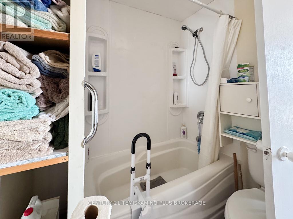 96 Tenth Street E, Armstrong, Ontario  P0J 1E0 - Photo 27 - T12111629