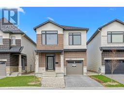 909 BECKTON HEIGHTS, Ottawa, Ontario