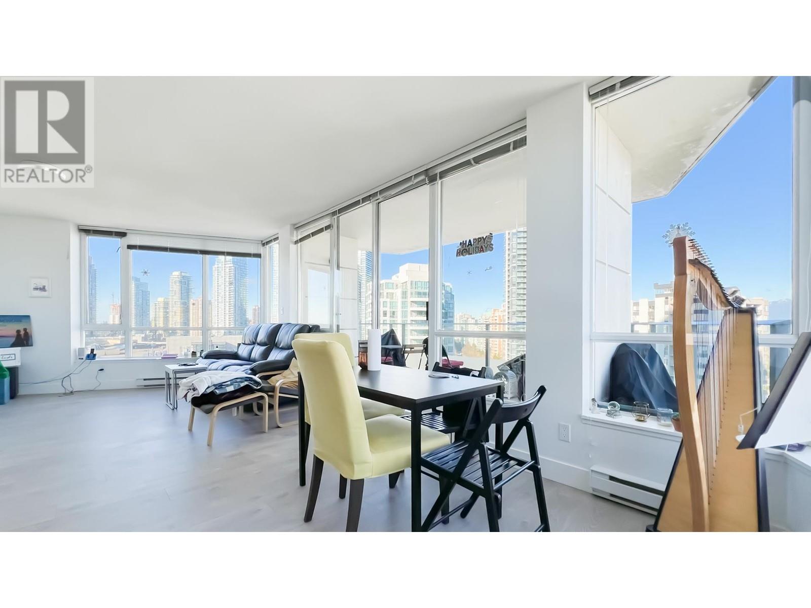 Listing Picture 6 of 28 : 1602 4808 HAZEL STREET, Burnaby / 本拿比 - 魯藝地產 Yvonne Lu Group - MLS Medallion Club Member