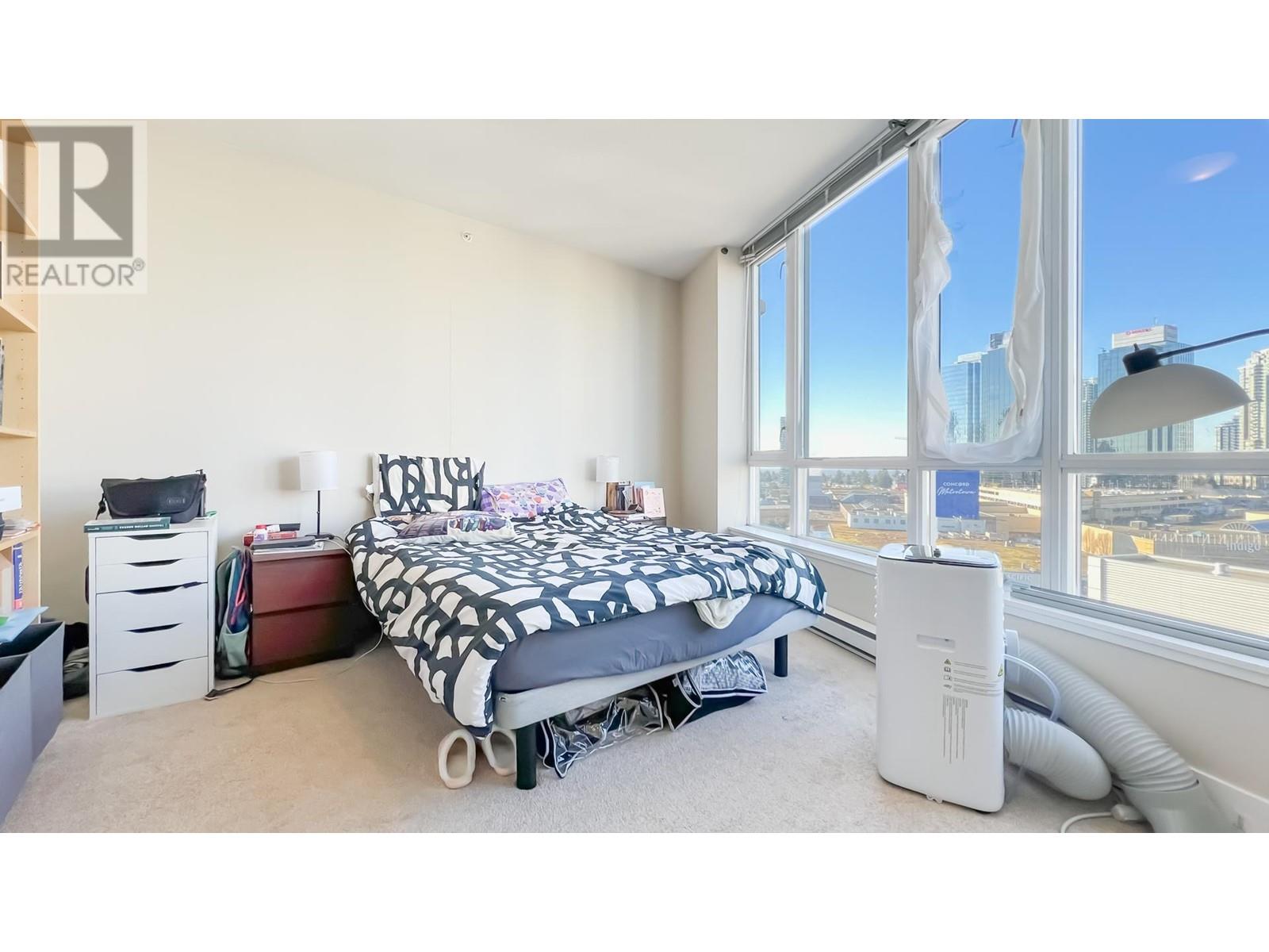 Listing Picture 13 of 28 : 1602 4808 HAZEL STREET, Burnaby / 本拿比 - 魯藝地產 Yvonne Lu Group - MLS Medallion Club Member