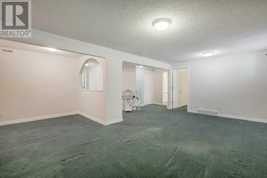127 Patina Court Sw, Calgary, Alberta  T3H 4K9 - Photo 28 - A2211176