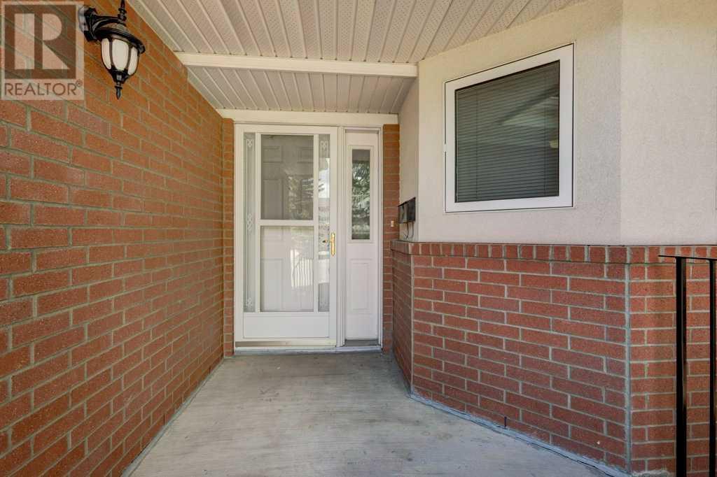 127 Patina Court Sw, Calgary, Alberta  T3H 4K9 - Photo 34 - A2211176