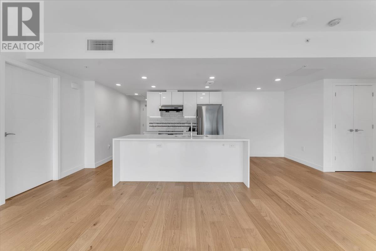 Listing Picture 6 of 26 : 371 438 W KING EDWARD AVENUE, Vancouver / 溫哥華 - 魯藝地產 Yvonne Lu Group - MLS Medallion Club Member