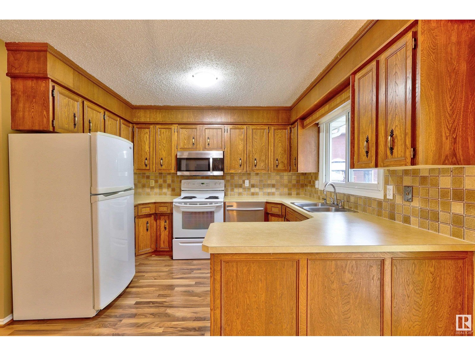 11104 157 Av Nw, Edmonton, Alberta  T5X 4V2 - Photo 15 - E4433349