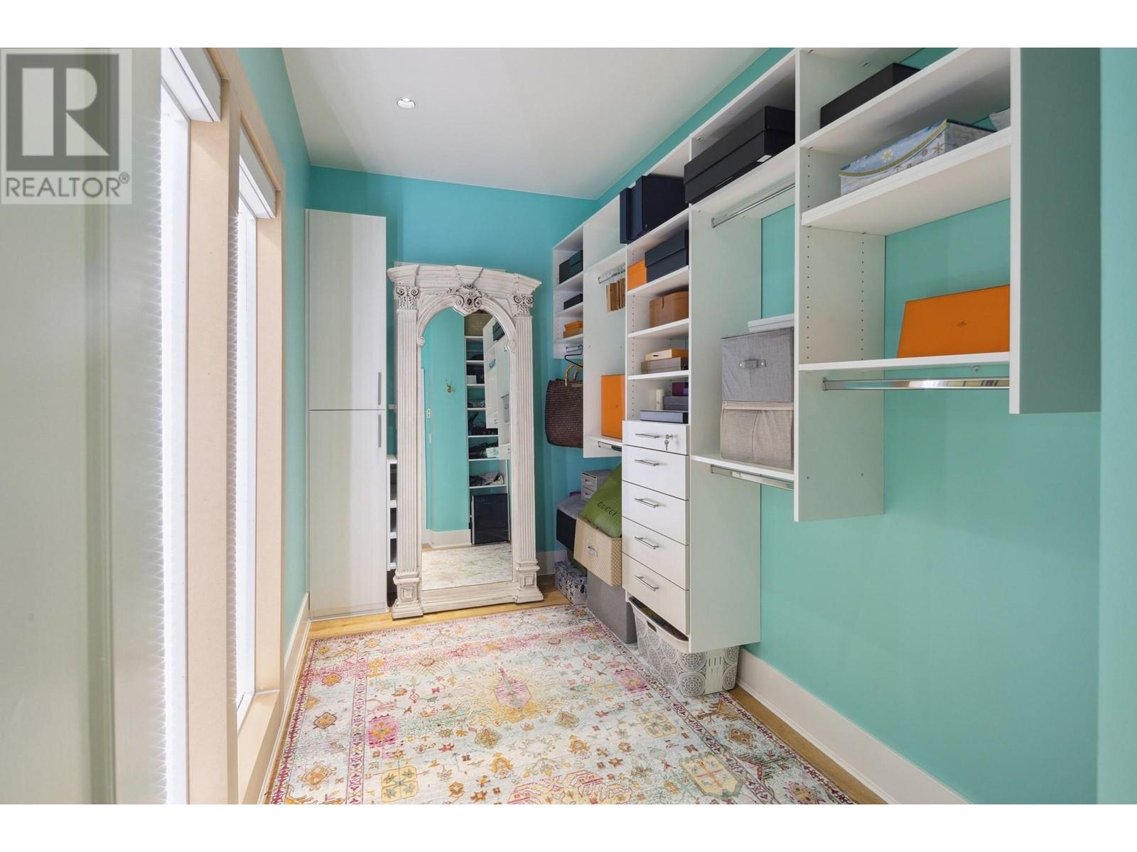 Listing Picture 22 of 37 : 4051 MARGUERITE STREET, Vancouver / 溫哥華 - 魯藝地產 Yvonne Lu Group - MLS Medallion Club Member