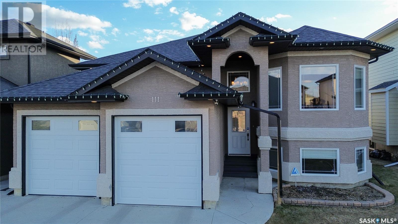 Property at 111 Stefaniuk CRESCENT image 1