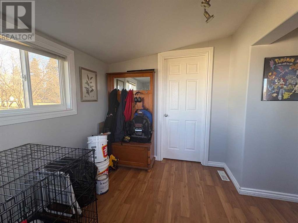 Property at 5204, 51 Avenue image 5