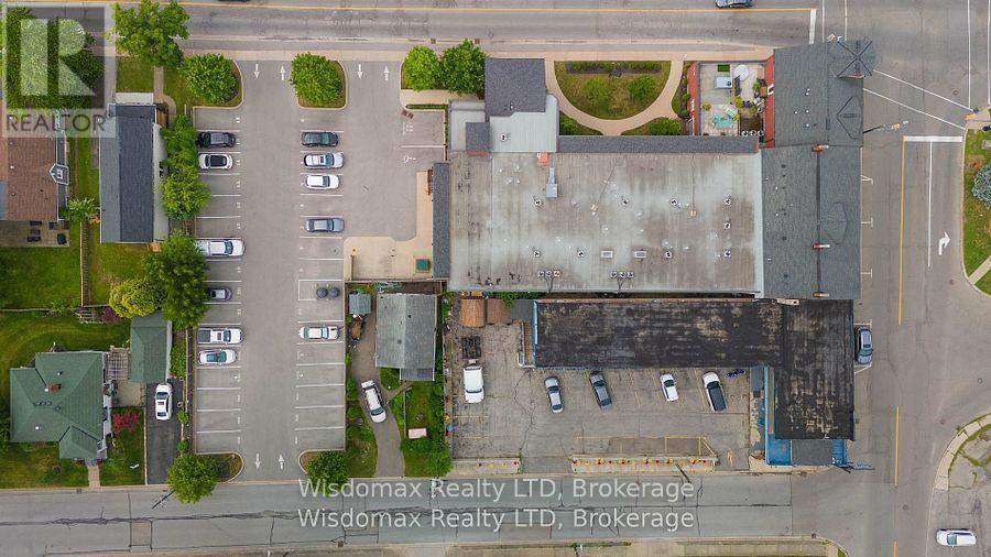 104 - 3710 Main Street, Niagara Falls, Ontario  L2G 6B1 - Photo 5 - X12111703