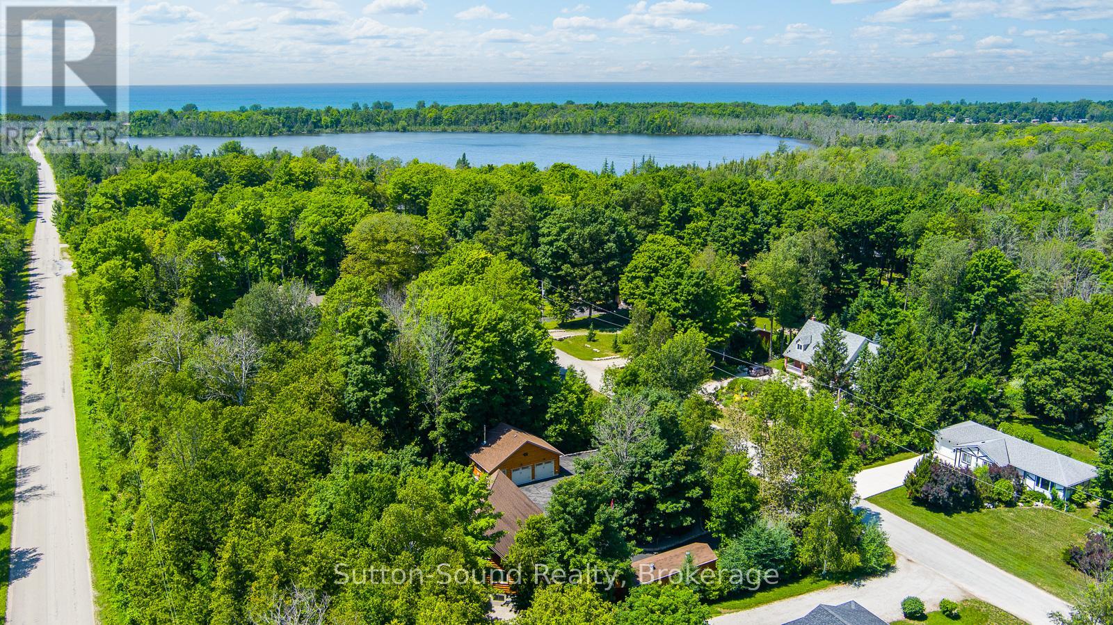 20 Sandy Pines Trail, South Bruce Peninsula, Ontario  N0H 2G0 - Photo 2 - X11967408