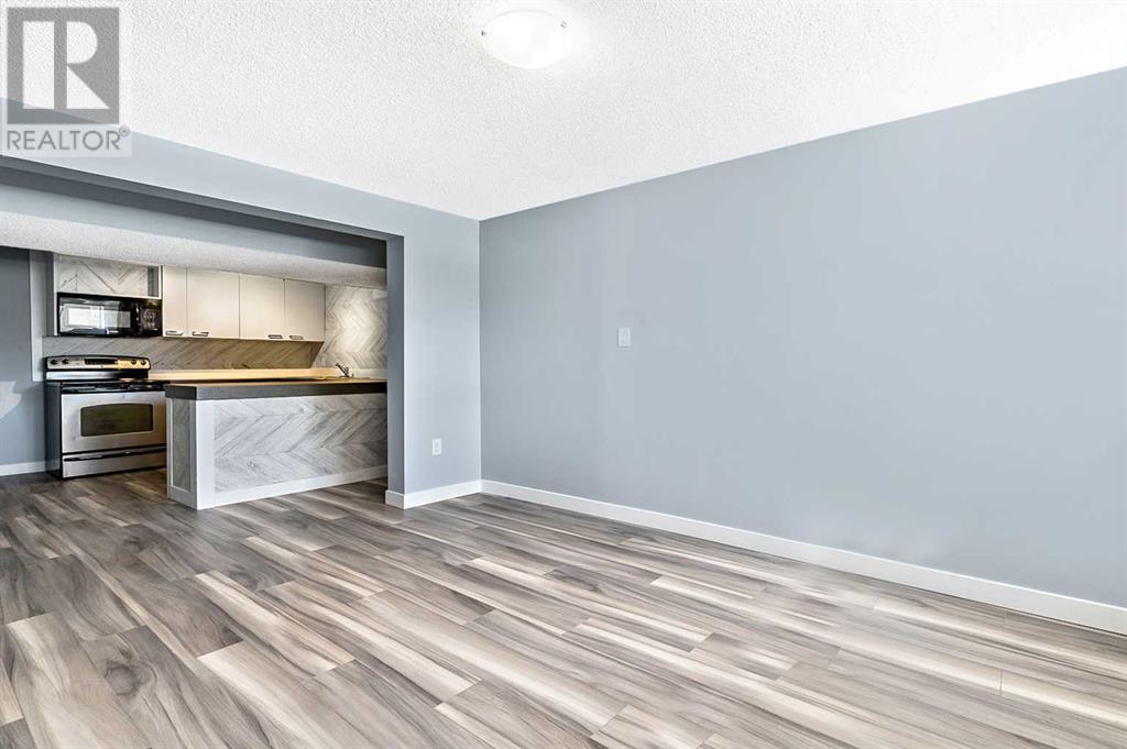 155 Manora Hill Ne, Calgary, Alberta  T2A 4R8 - Photo 33 - A2215202