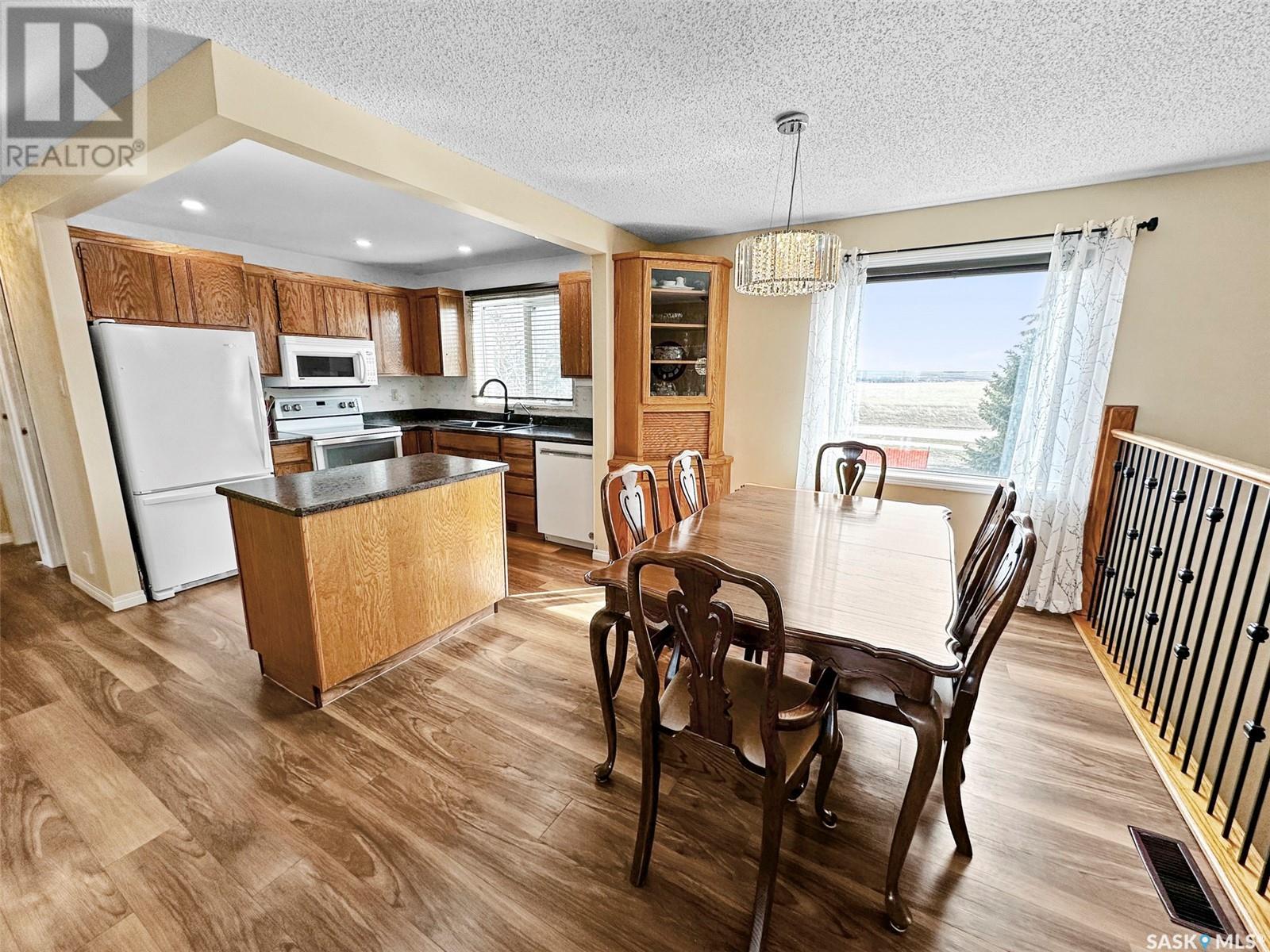 16 275 Alpine Crescent, Swift Current, Saskatchewan  S9H 4Y8 - Photo 10 - SK003779