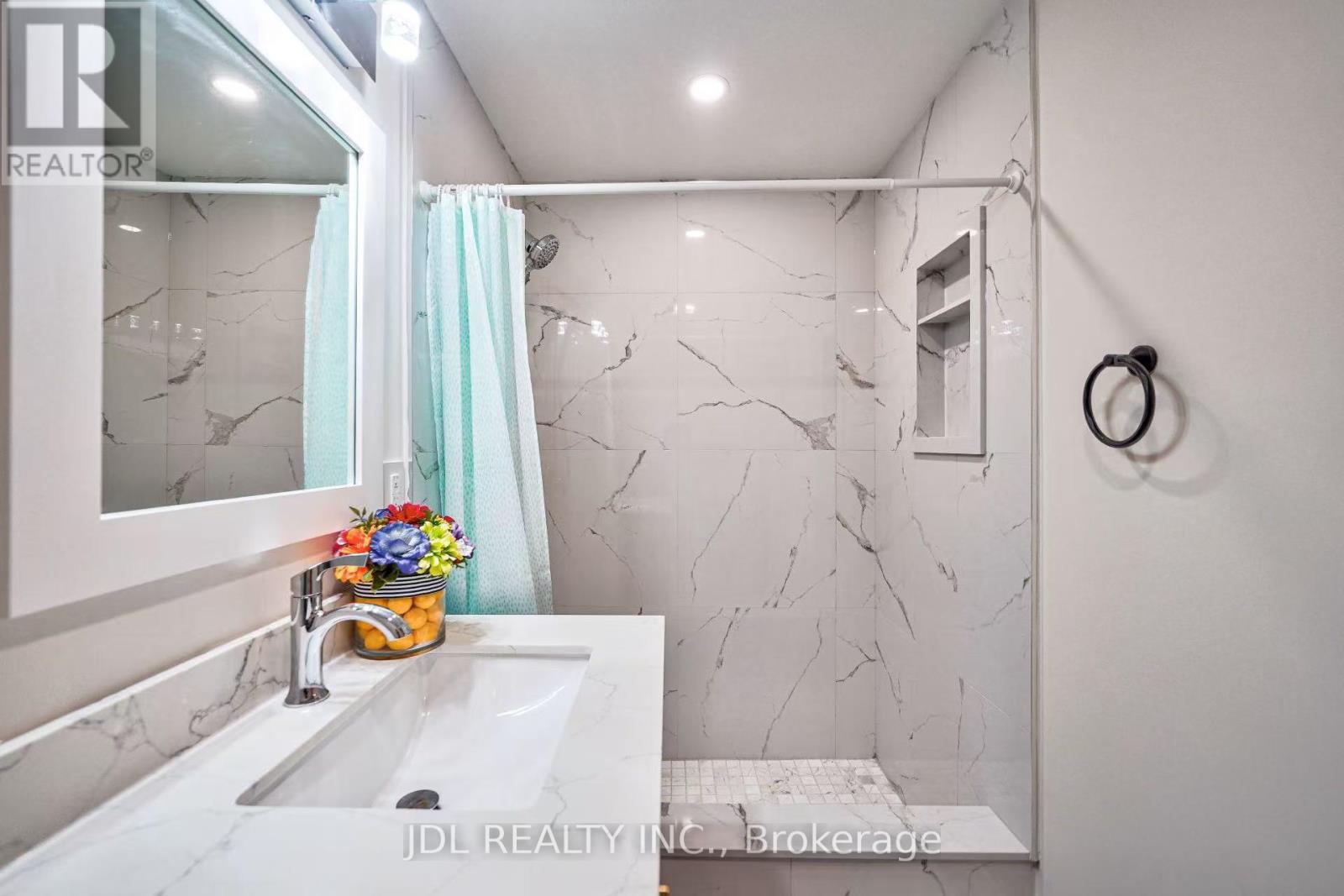 Rma Bsm - 133 Hillsview Drive, Richmond Hill, Ontario  L4C 2R4 - Photo 8 - N12111694